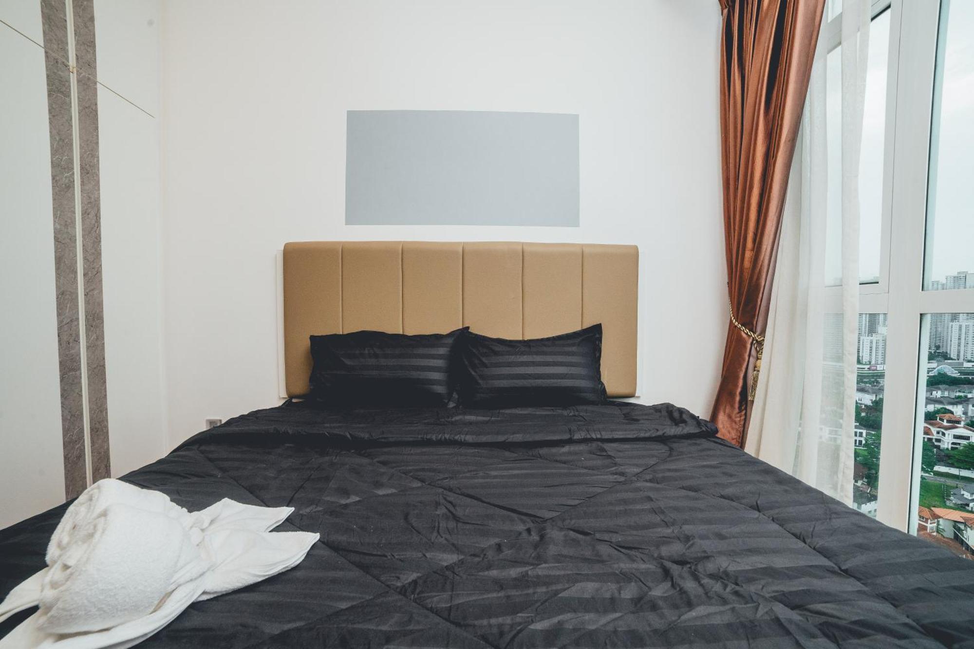 Paragon Residence 2Br4Pax Sleek Stay Nr Ciq Midvalley By Our Stay Джохор-Бару Екстер'єр фото